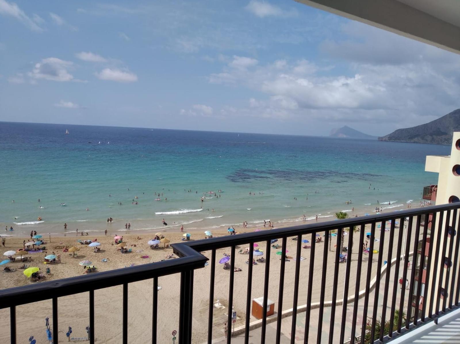 Primera Linea Playa Apartamento Calpe Buitenkant foto